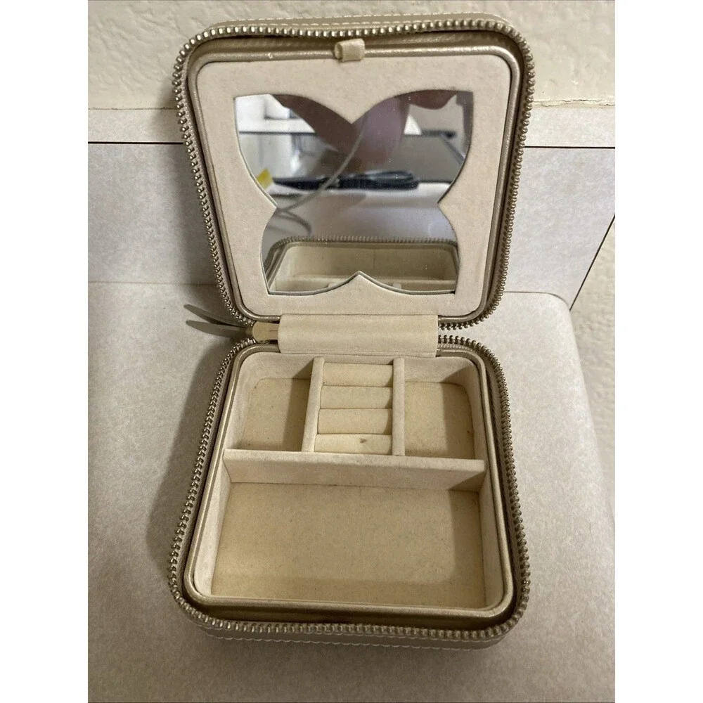 Wolf Travel Zip Jewelry Case Italy Champagne with Mirror 4.5x4.5